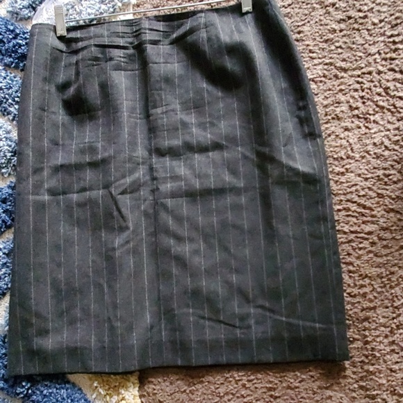 Ralph Lauren skirt - Picture 6 of 8
